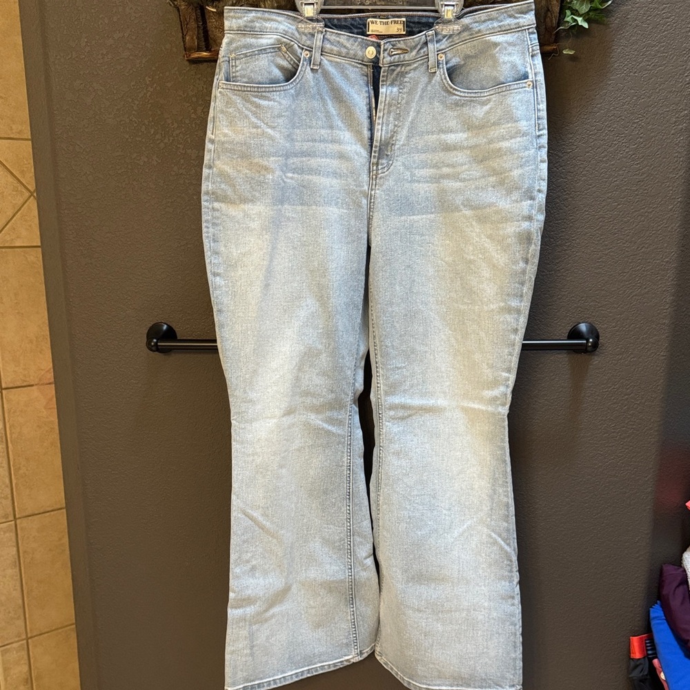 We The Free Light Blue Wide Leg Jeans NWOT